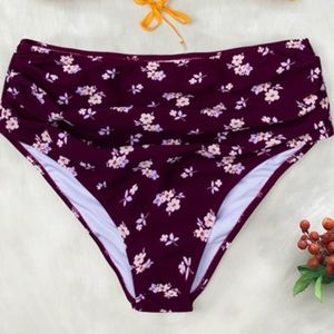 3 BNWT High-waisted bottoms from Cupshe. Size M